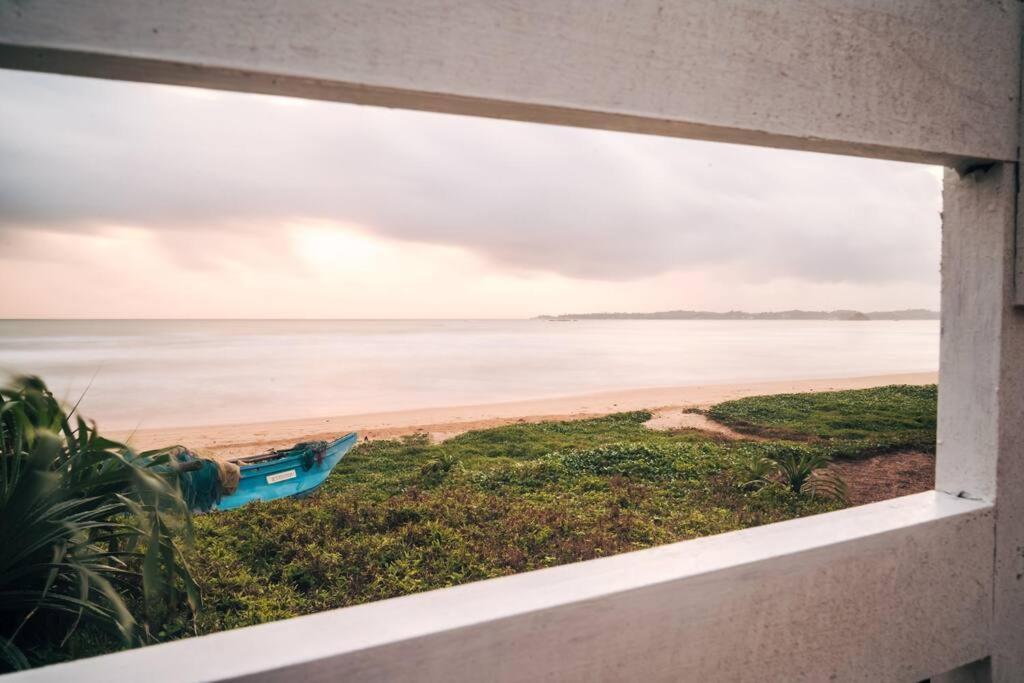 Santi Beach House With Pool & Beach Weligama Luaran gambar