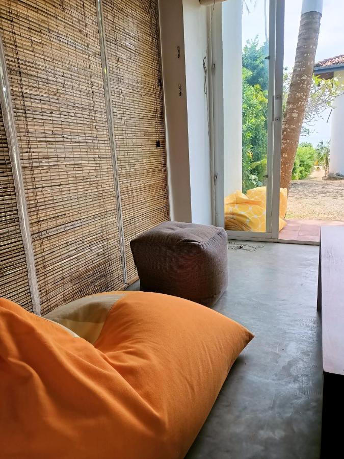 Santi Beach House With Pool & Beach Weligama Luaran gambar